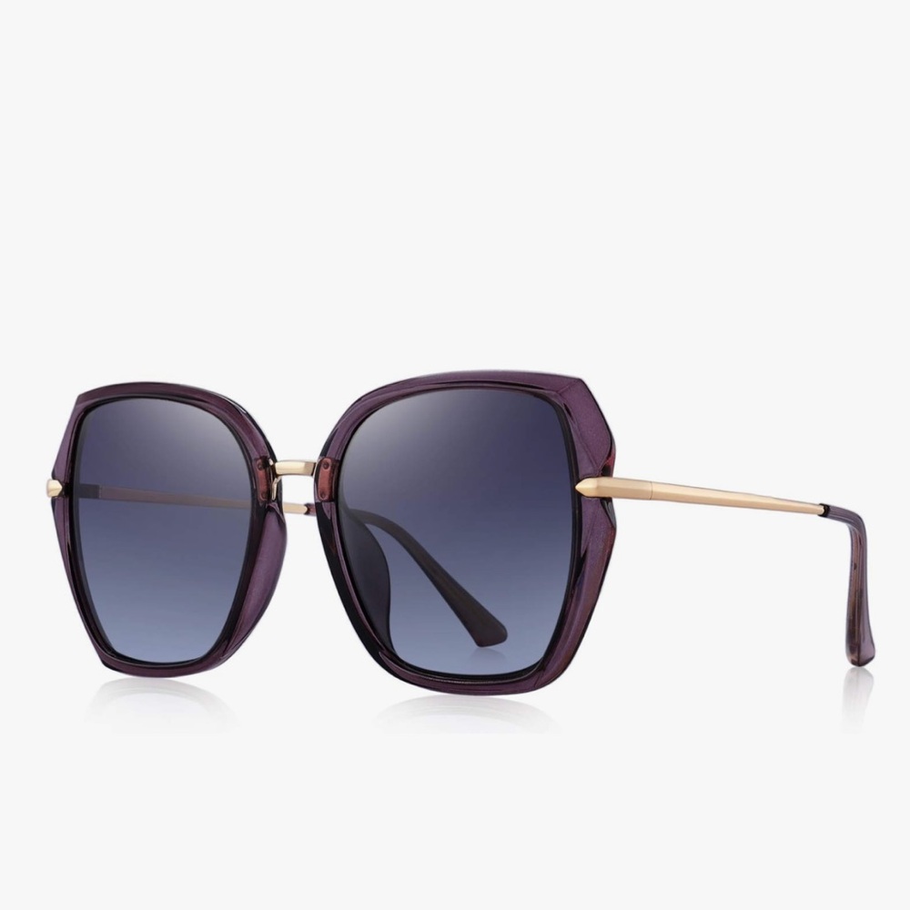 Olieye Polarized Sunglasses with Gold Accents. UV400